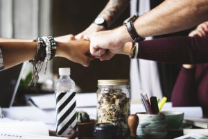 Idenovia recrute un techncien informatique